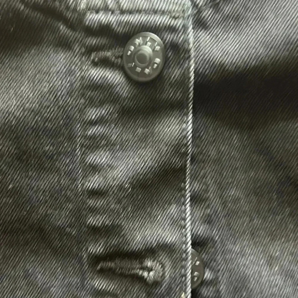 Only black denim button down puff sleeve top - Picture 3 of 5